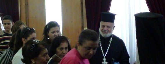 Святой отец Николай и паломники из Мадивы с Блаженнейшим Патриархом
